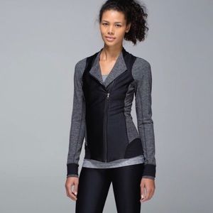 Lululemon emerge renewed jacket
